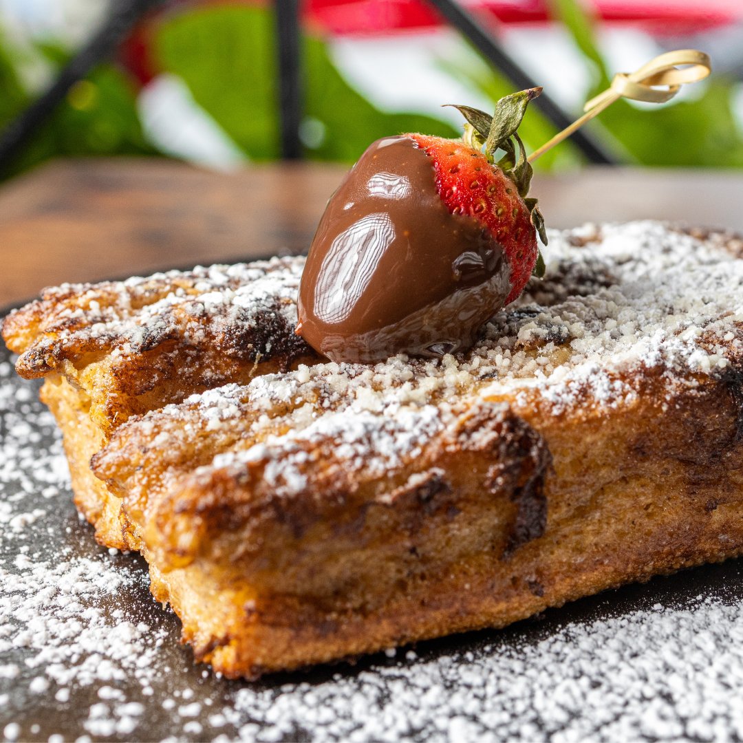 Pâtisserie — Petit Paris Panamá, image size:1080x1080